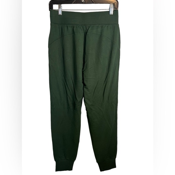 NWT Univeral Standard Forest Green Bridget Jogger 2XS - Picture 2 of 4